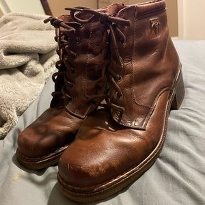 RARE pikolinos ankle boots